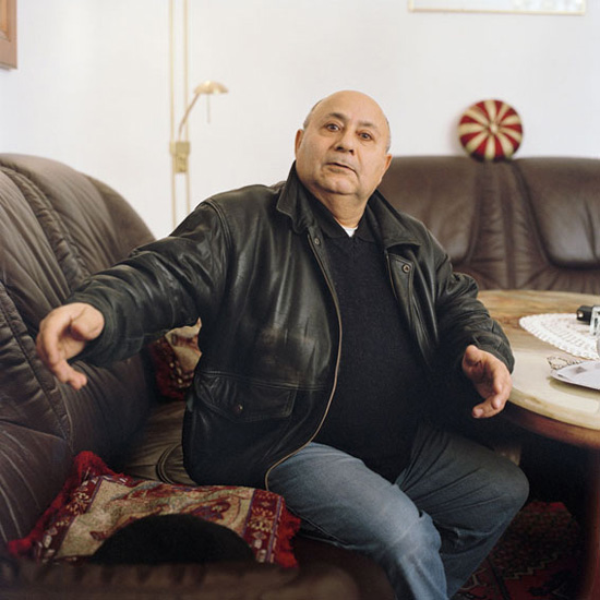 © Who is Who? by Niklaus Spoerri Zurich: Victor El Ari alias Danny DeVito