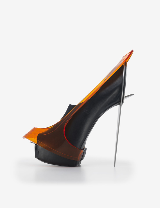 Chau Har Lee. «Blade Heel», 2010. Courtesy of Chau Har Lee. Foto: Jay Zukerkorn